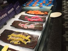 三文鱼-钱小奴海鲜自助黑金店(杭州滨江龙湖店)