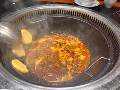 铁锅炖小笨鸡-九妹农家大铁锅东北菜(江湾店)