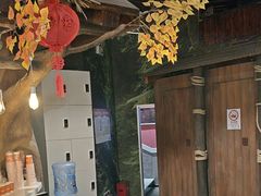 -暴风岛沉浸式体验馆(百联世纪店)