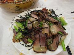 -乡土特色.冷锅鱼.牦牛肉汤锅