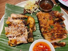 碳烧猪颈肉拼辣鸡-星叶·东南亚料理(宁波万象汇店)