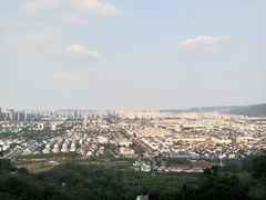 -灵岩山风景区