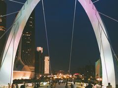 -南京眼步行桥