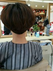 梁老师女神短发纹理定位-龙美容美发