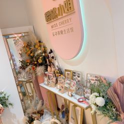 -花系美·美甲美睫精品店