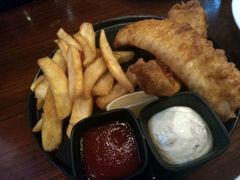 -Hooley's活利仕西餐厅(珠江新城店)