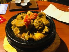 石锅手打牛肉丸-潮堂(环球金融中心店)