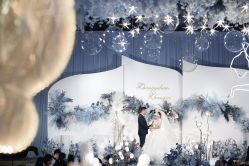 -MECCI婚礼摄影跟拍(红东方广场店)