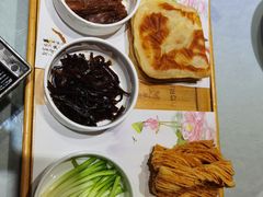 -鸭王烤鸭店(三里河店)
