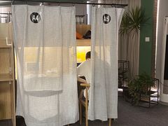 -两知·自习室(三峡广场总店)