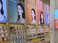 -moody彩瞳(环宇城店)