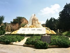 -彩色沙林风景区