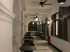 景观位-星巴克臻选(广州沙面店)