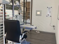 -康利眼镜·蔡司战略合作店(龙泉书房店)