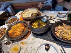 -云海肴·汽锅鸡·云南菜(天山百盛优客店)