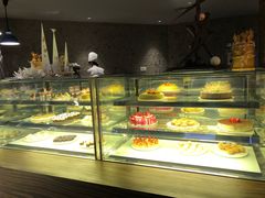 -BLU 全日制餐厅(上海安曼纳卓悦酒店)