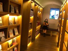 -思南书局(复兴中路店)