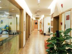 -宾果蒙特梭利托育儿童之家幼儿园(爱琴海店)