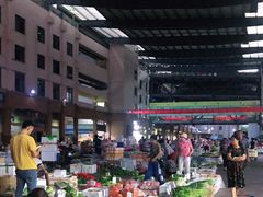 -三亚新鸿港水果一级批发市场
