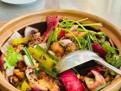 -胡须佬鸡煲四季火锅店(石厦西村直营店)