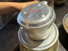 -Cuc Gach Quan Restaurant