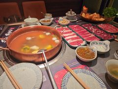 招牌鲜牛腩骨汤锅底-牛村来人潮汕牛肉火锅(西单店)