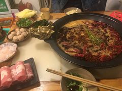 -黄潇洒老火锅(九眼桥宏济巷店)