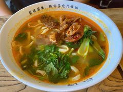霸都肥肠牛肉面-每碗面馆(新鸿安大厦店)