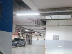 -虹桥绿谷广场-地下停车场