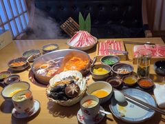 -礼舍·和牛火锅·烤肉·料理餐厅(华茂店)