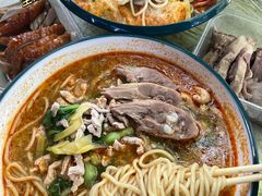 -老头爱马仕酸豇豆炒饭(丰富路店)