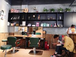 -PE SALON