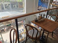 靠窗位-Alimentari早午餐(安福路店)
