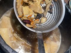 -蘑界·野生菌火锅(深业上城店)