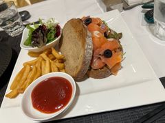 -北京海湾半山酒店-加咖啡西餐厅
