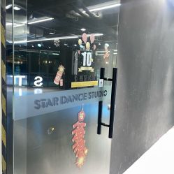 -STAR舞蹈工作室