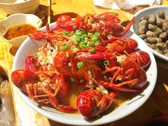 -琥珀老六龙虾(四里河店)
