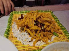 -肥肥虾庄·金牌油焖大虾(首义路店)