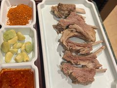 小份的手抓羊肉。-东方亚克西餐厅(西康路店)