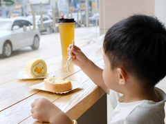 -顶东面包花园·生日蛋糕(世博店)