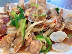 -覃记海鲜美食餐厅