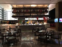 -飨食汇全日制餐厅·昆山皇冠假日酒店(九方店)
