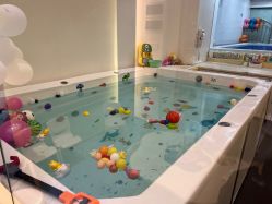 -乐悠游儿童游泳馆(宝安妇幼店)