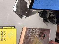 -新华文创·光的空间