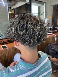 -HG美发设计沙龙