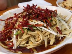 油泼豆腐皮-如意香辣鸡架(总店)