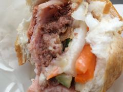 -Bánh Mì Huynh Hoa