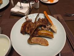 -飨食汇全日制餐厅·昆山皇冠假日酒店(九方店)