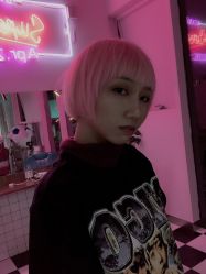 -变画·发型STUDIO