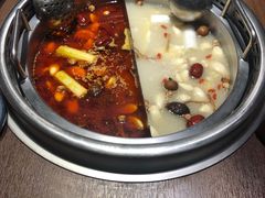 金典鸳鸯锅底-快乐小羊·内蒙牛羊肉火锅(流花中心店)